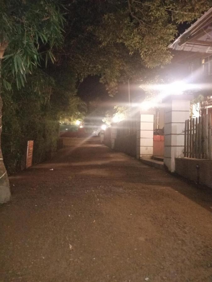 Hotel Oakwood Mahābaleshwar Esterno foto