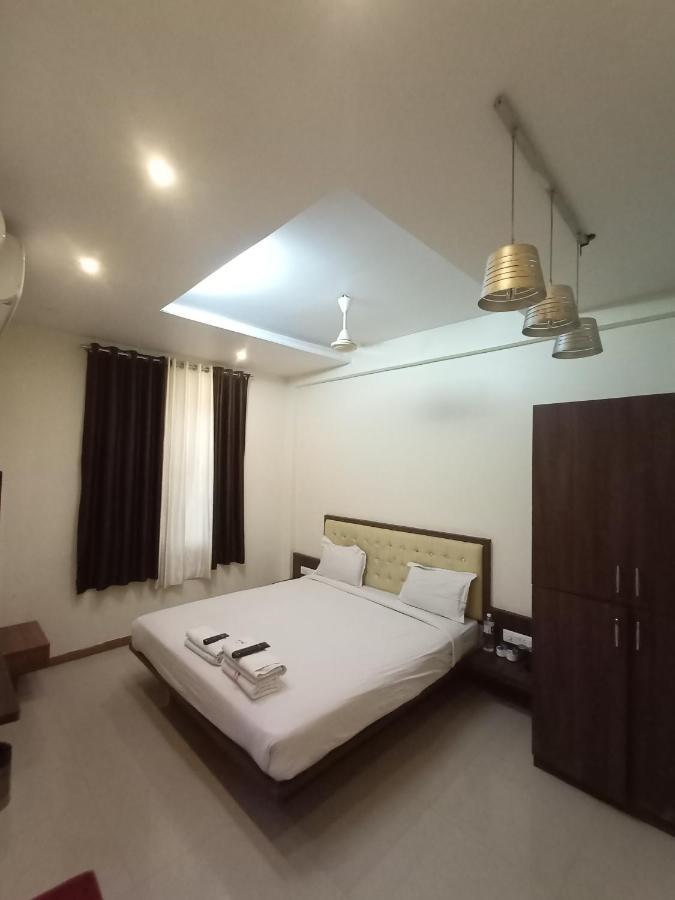 Hotel Oakwood Mahābaleshwar Esterno foto