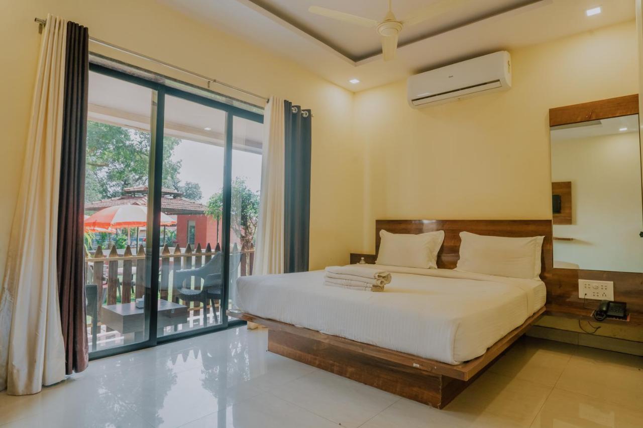 Hotel Oakwood Mahābaleshwar Esterno foto